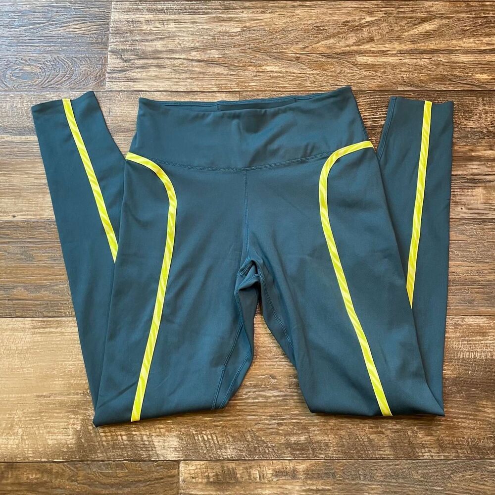 Nike Women's Green and Blue Leggings